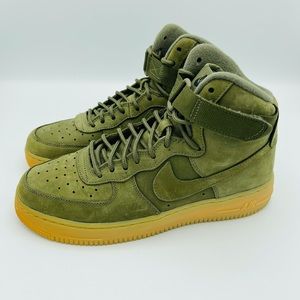 NIKE AIR FORCE 1 HIGH LEATHER OLIVE GREEN SIZE 7Y